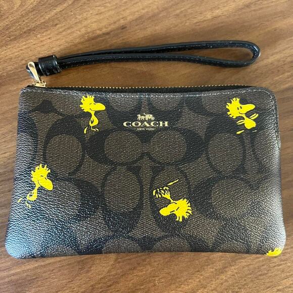 Coach x peanuts woodstock corner - Picture 3 of 7